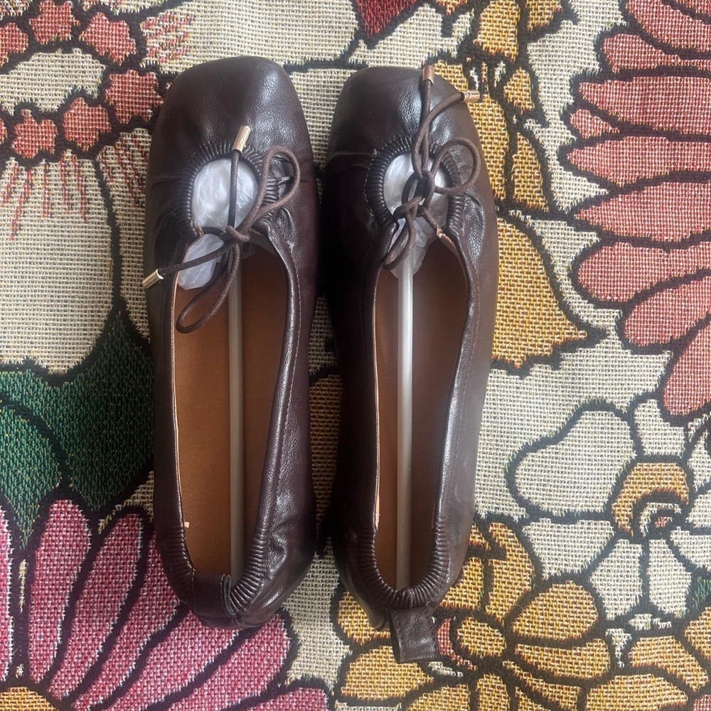 Elegant Brown Leather Ballet Flats